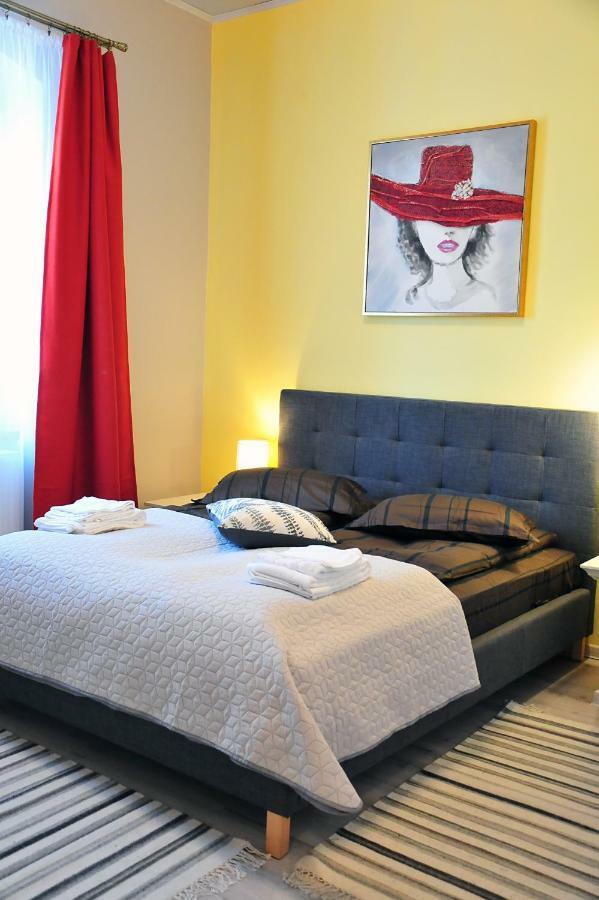 Ronis Apartments Sibiu Ngoại thất bức ảnh