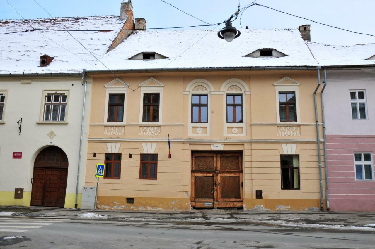 Ronis Apartments Sibiu Ngoại thất bức ảnh