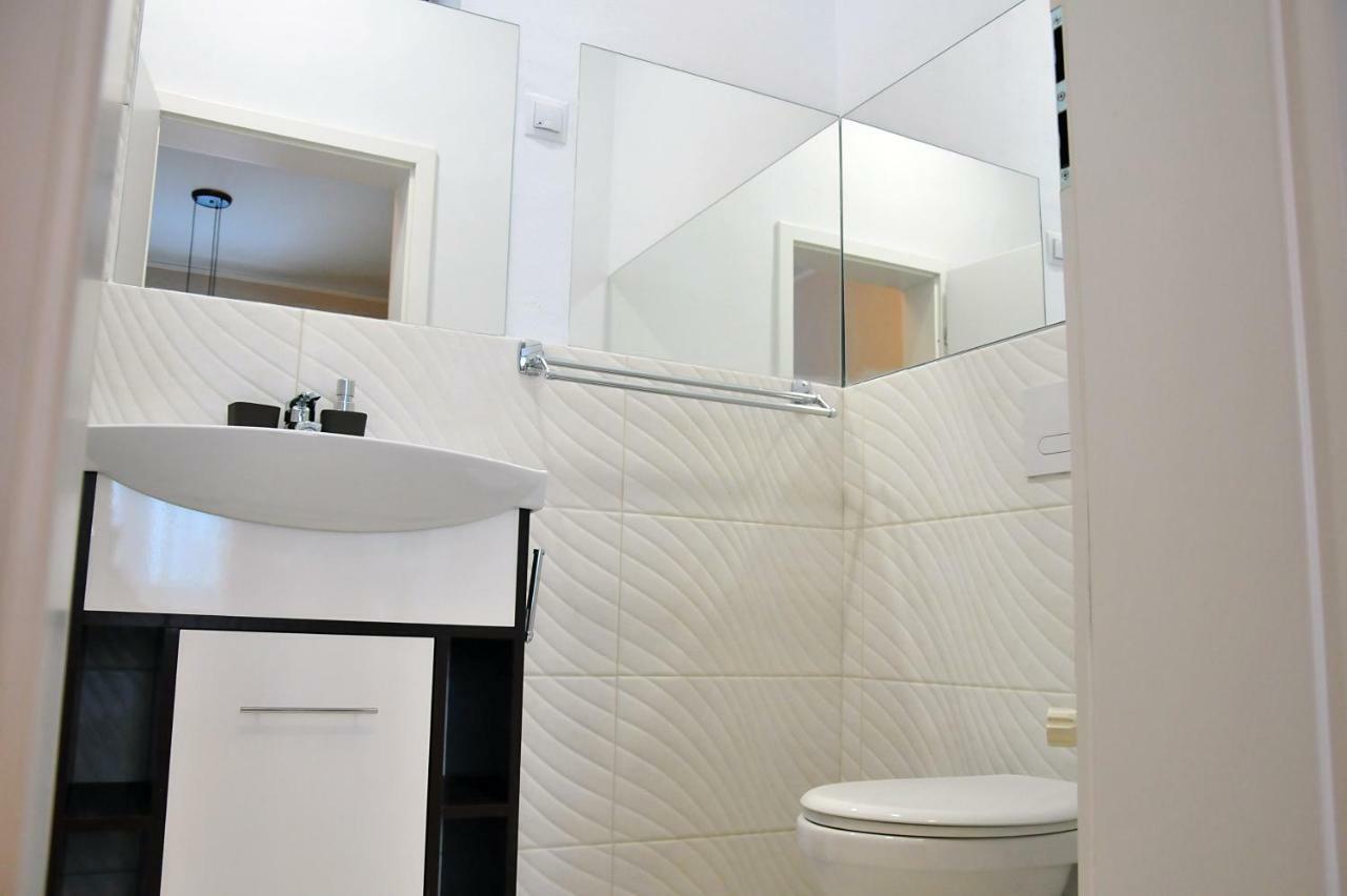 Ronis Apartments Sibiu Ngoại thất bức ảnh
