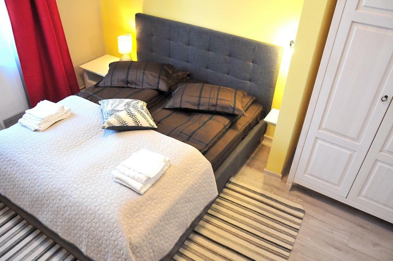 Ronis Apartments Sibiu Ngoại thất bức ảnh